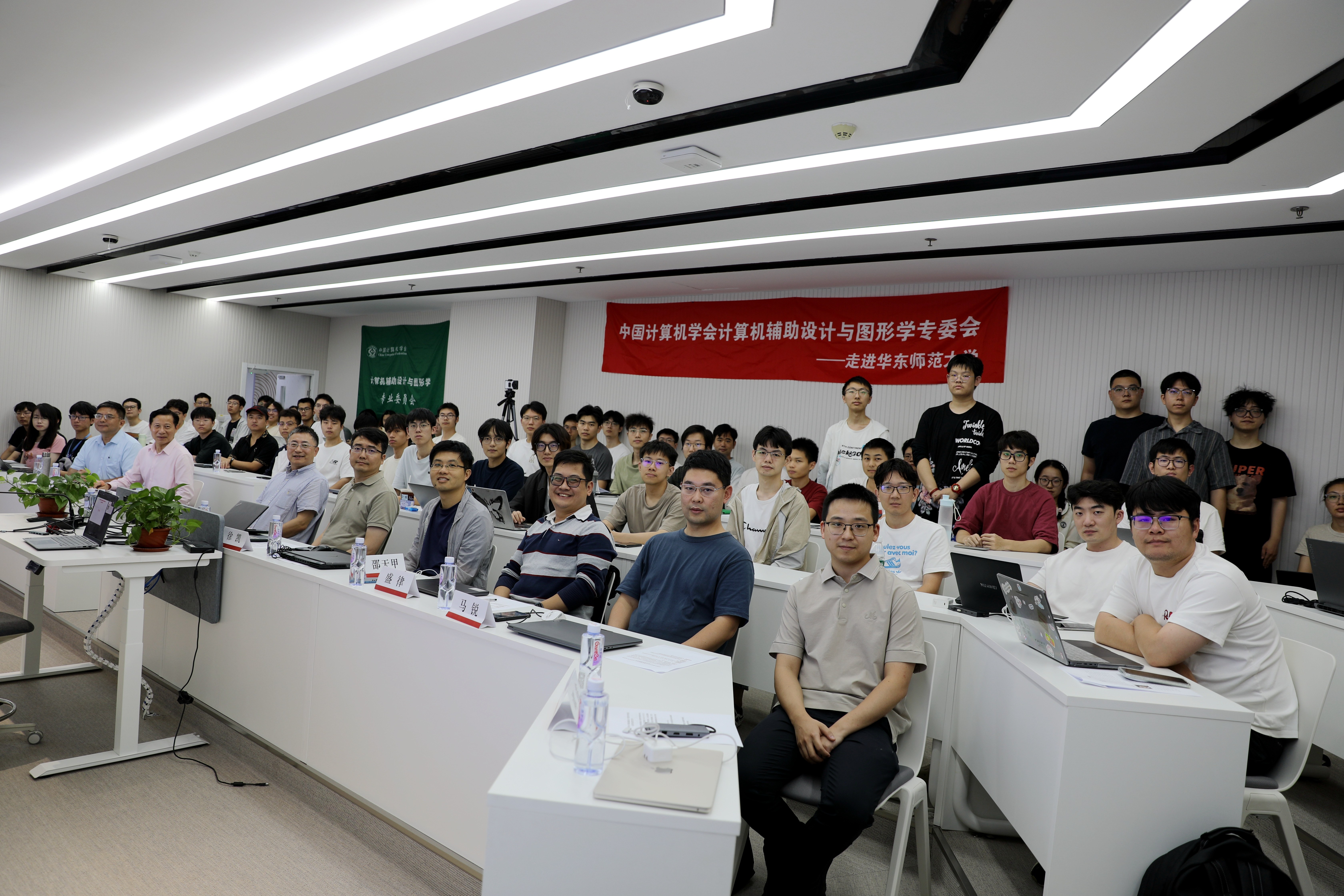 图片 1.jpg 图片 1.jpg